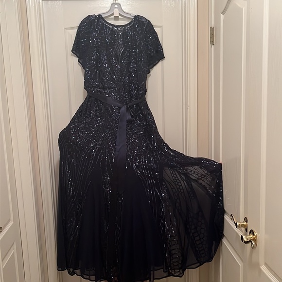Formal, sequin, plus sized navy dress. - Picture 3 of 3
